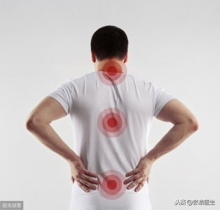 ​右背痛是什么原因 右侧后背疼痛是什么原因？会不会是肺部肿瘤？